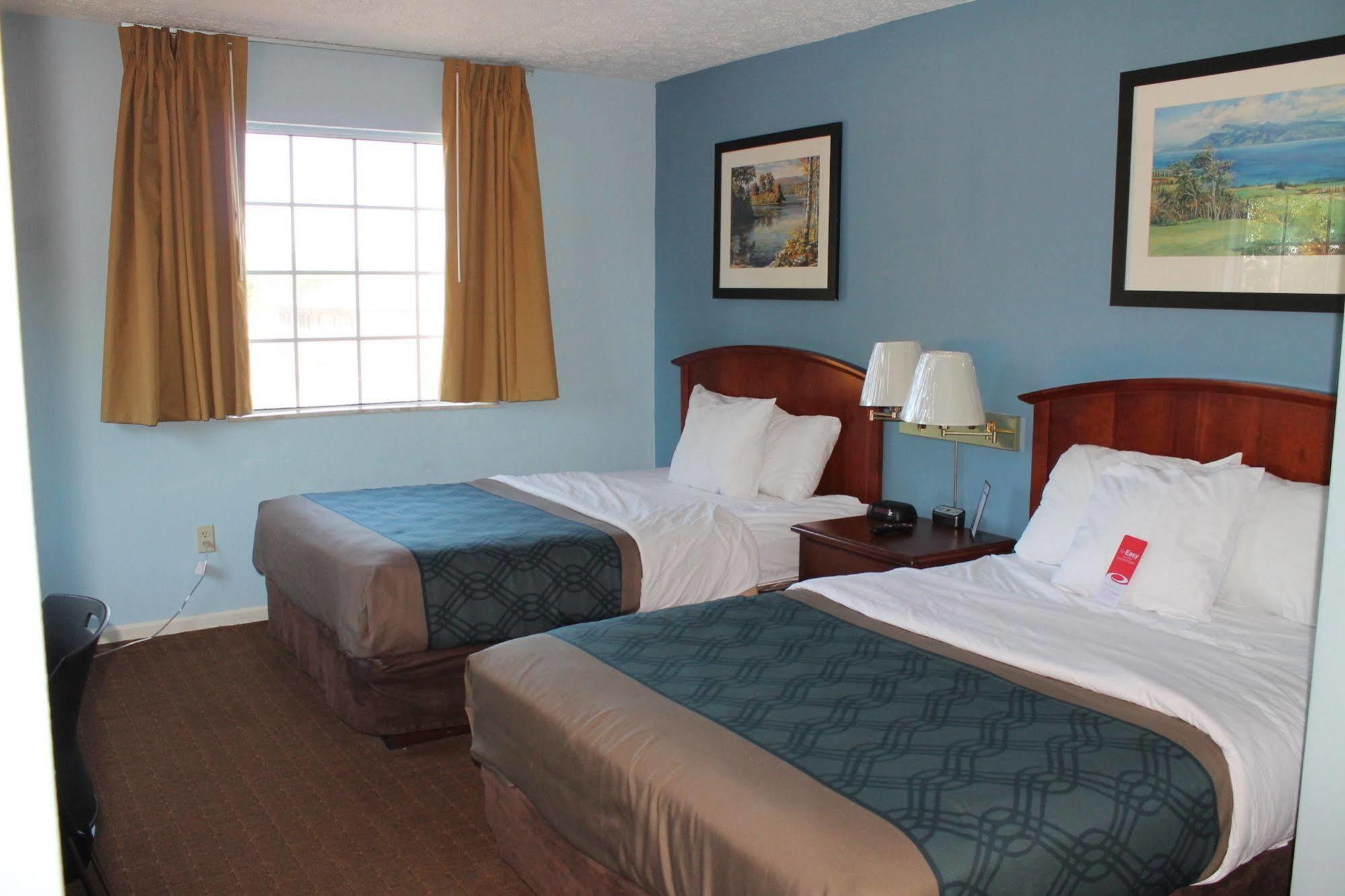 Econo Lodge Inn & Suites South Sandusky Bagian luar foto